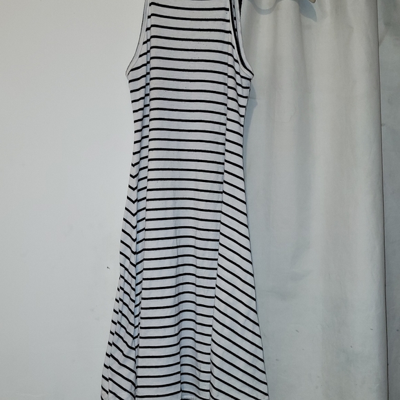 Ardene small black and white dress - Picture 2 of 3